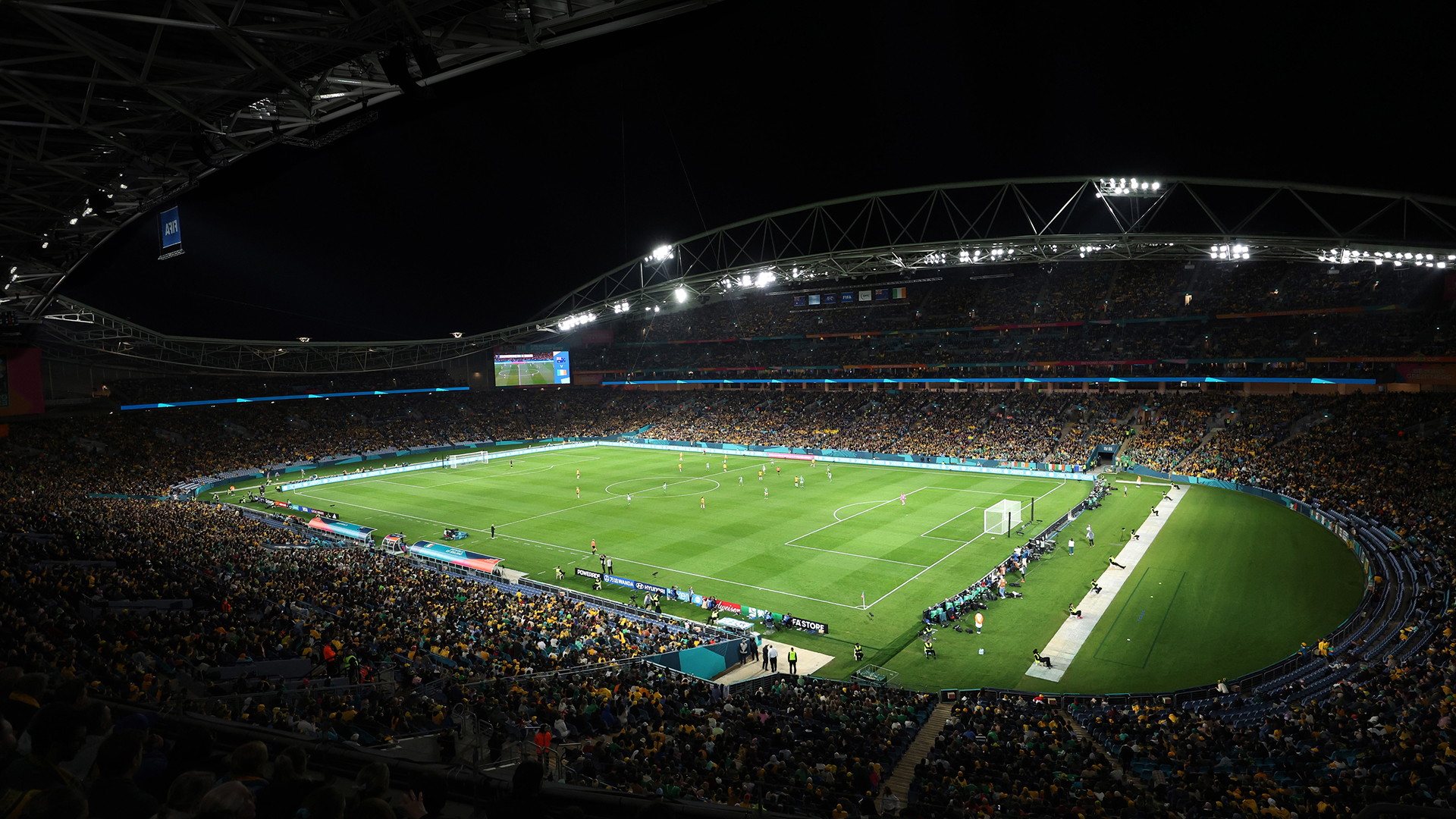 Stade de football au coucher du soleil